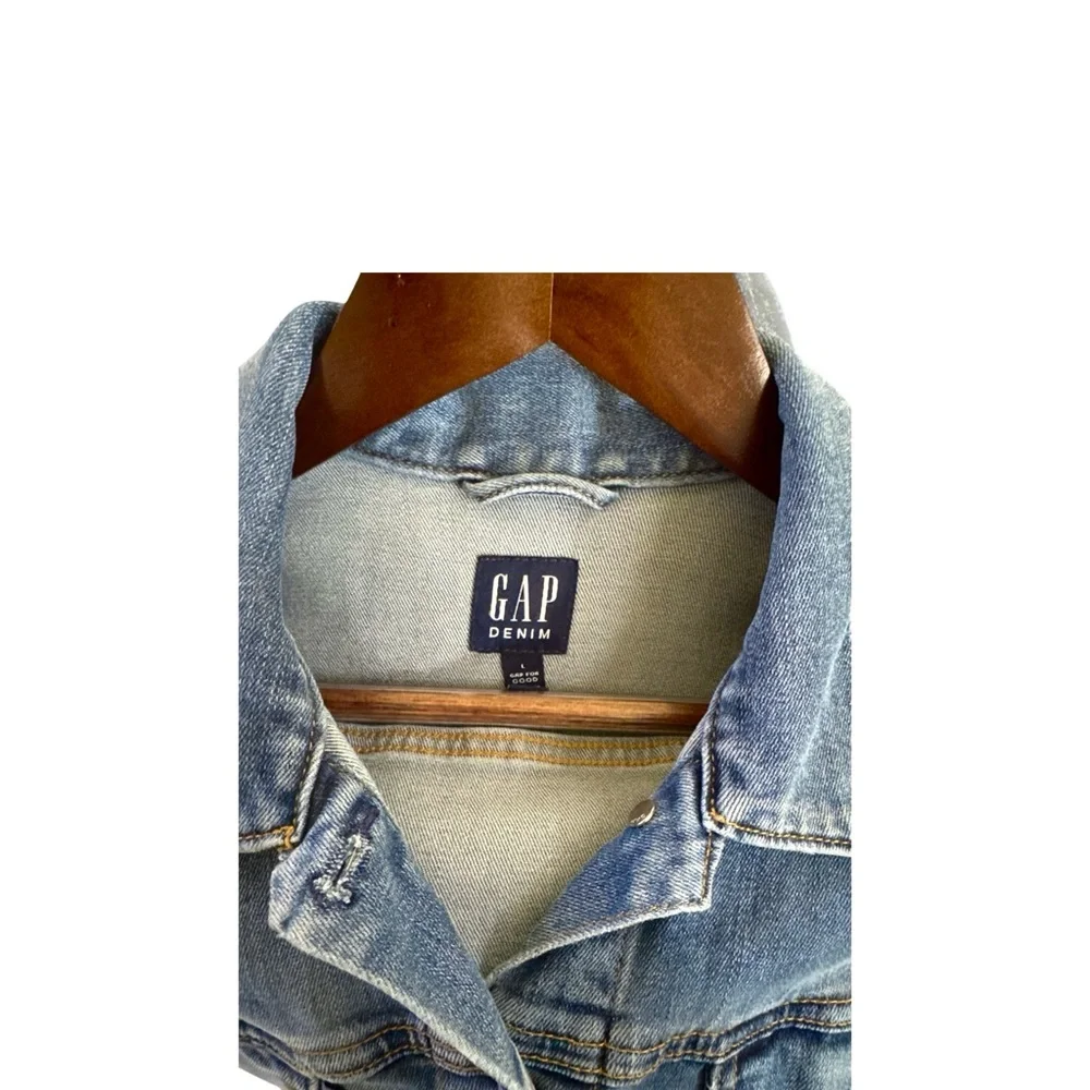 GAP Women's Blue Denim Jacket with Stretch, Size Large - Picture 6 of 6